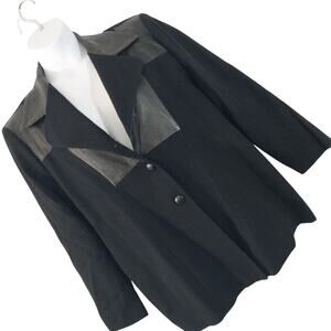 FOCUS 2000! STUNNING BLACK 100% WOOL, FAUX LEATHER INSETS/COLLAR JACKET! SZ 18W